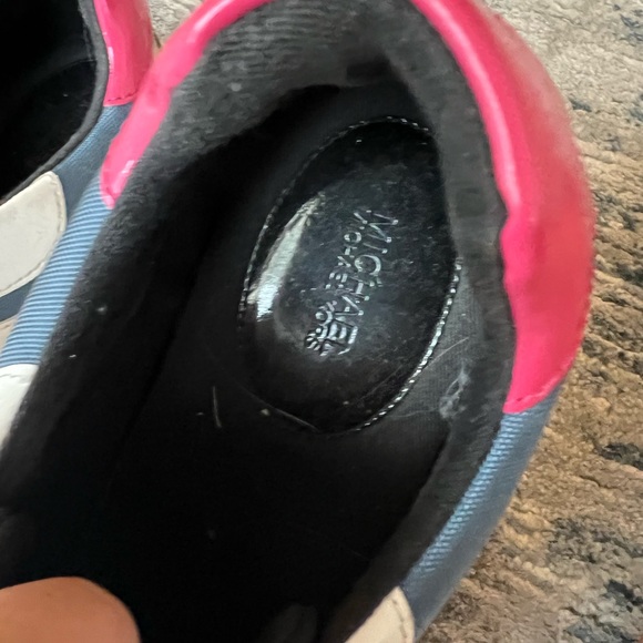 MK tennis shoes - Picture 6 of 6